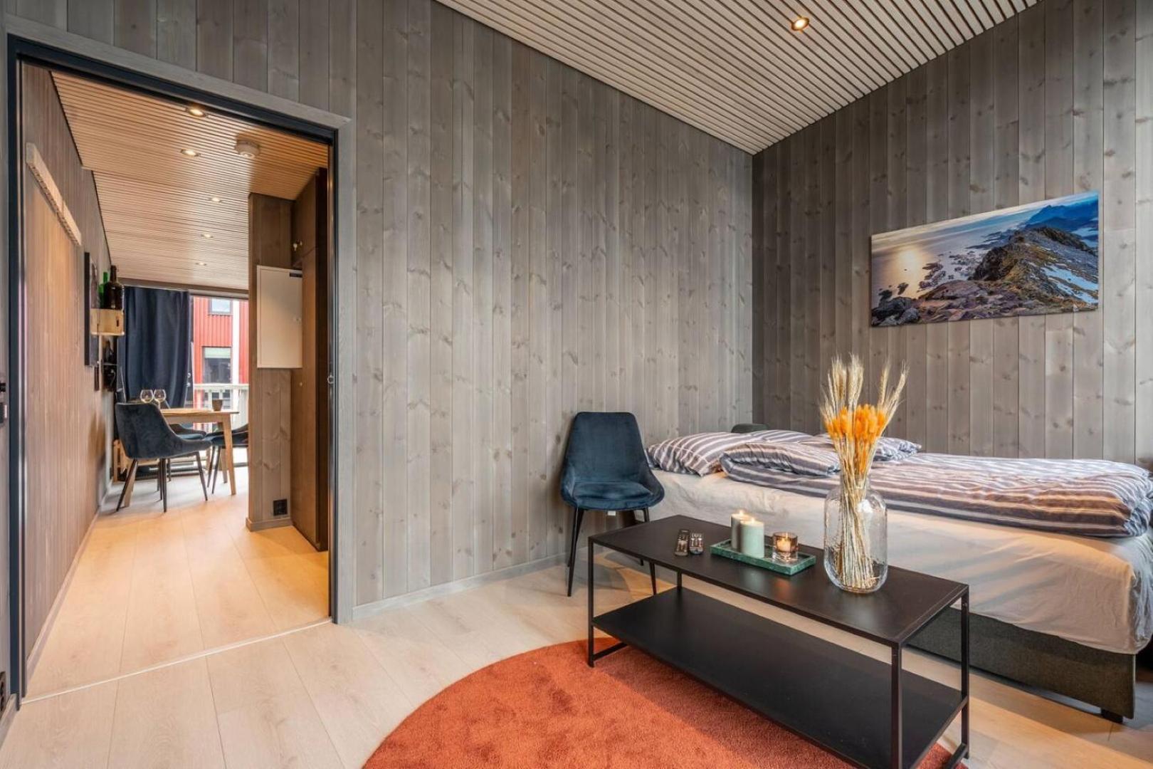 Modern Apartment By The Sea In Henningsvaer Exterior photo